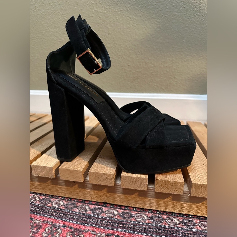 GOOD AMERICAN BLACK SUEDE STRAPPY HEELED PLATFORM SANDAL SIZE 8 - Picture 6 of 6